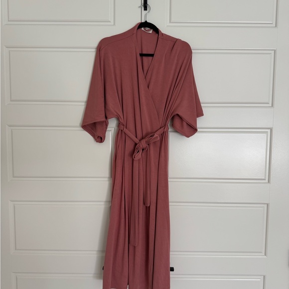 Dwell & Slumber Robe - Picture 1 of 3